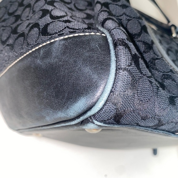 Coach Logo Purse - Picture 7 of 9